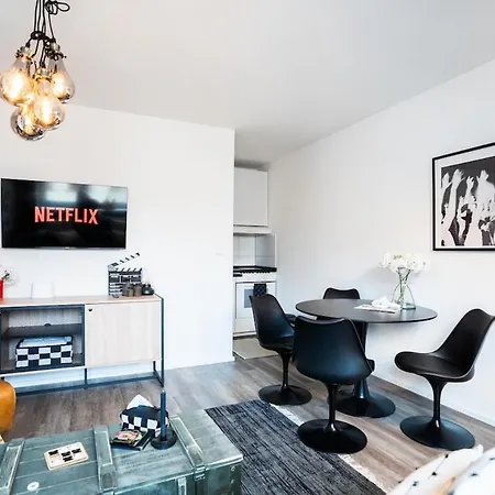 1 Bedroom - Zentral - Parkhaus - Business - Kaffee - Netflix - Smart Tv - Kueche * Wiesbaden