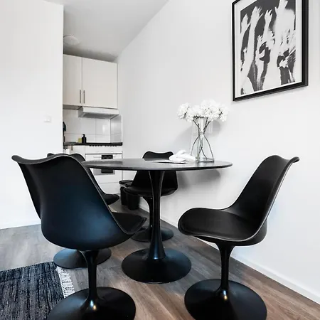 Apartment 1 Bedroom - Zentral - Parkhaus - Business - Kaffee - Netflix - Smart Tv - Kueche Wiesbaden
