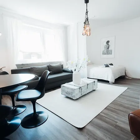 1 Bedroom - Zentral - Parkhaus - Business - Kaffee - Netflix - Smart Tv - Kueche